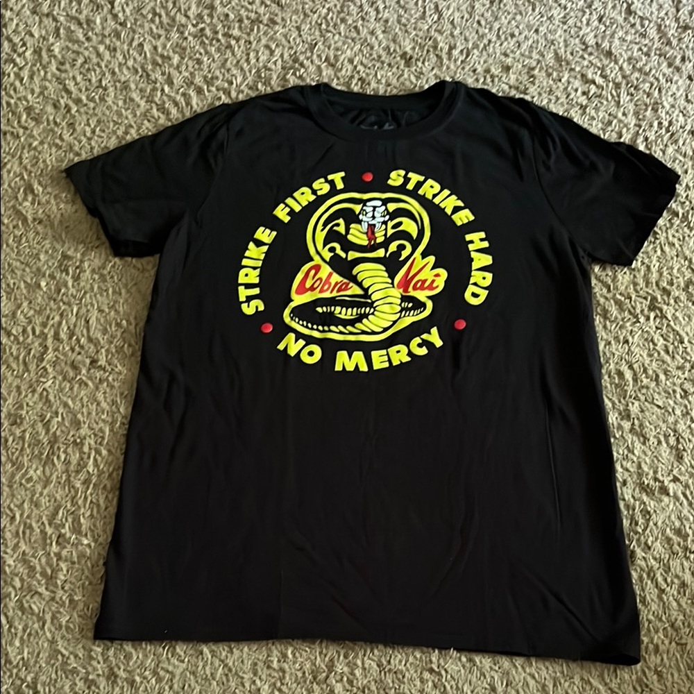 Cobra Kai Black T-Shirt Size Small Super Soft!